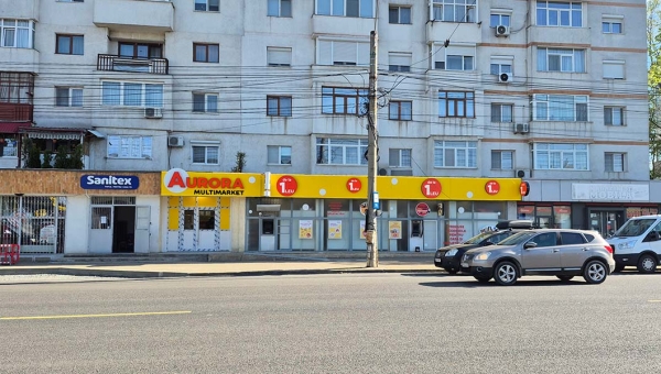 Firmă luminoasă sau litere volumetrice? Cum alegi soluția potrivită pentru afacerea ta.