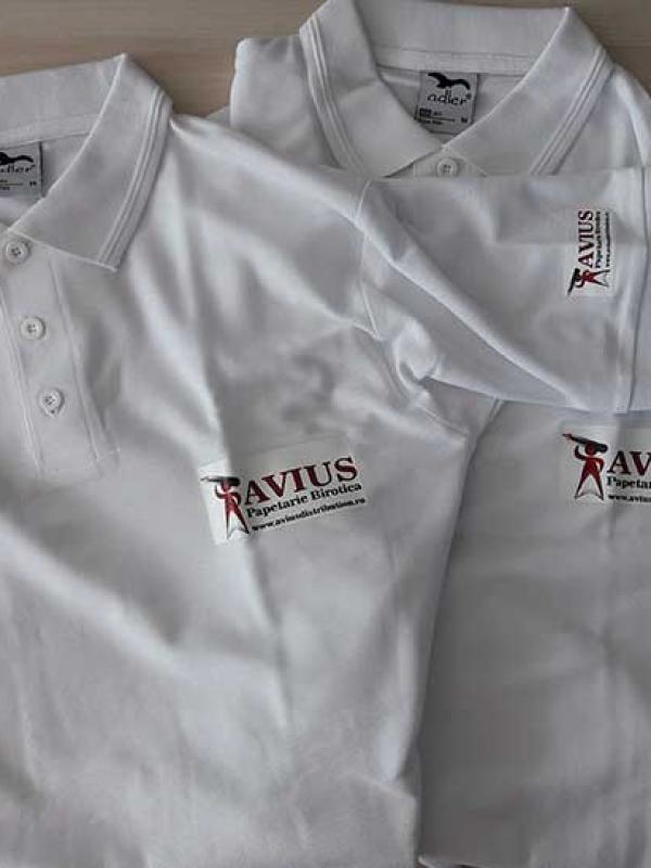 Tricouri personalizate